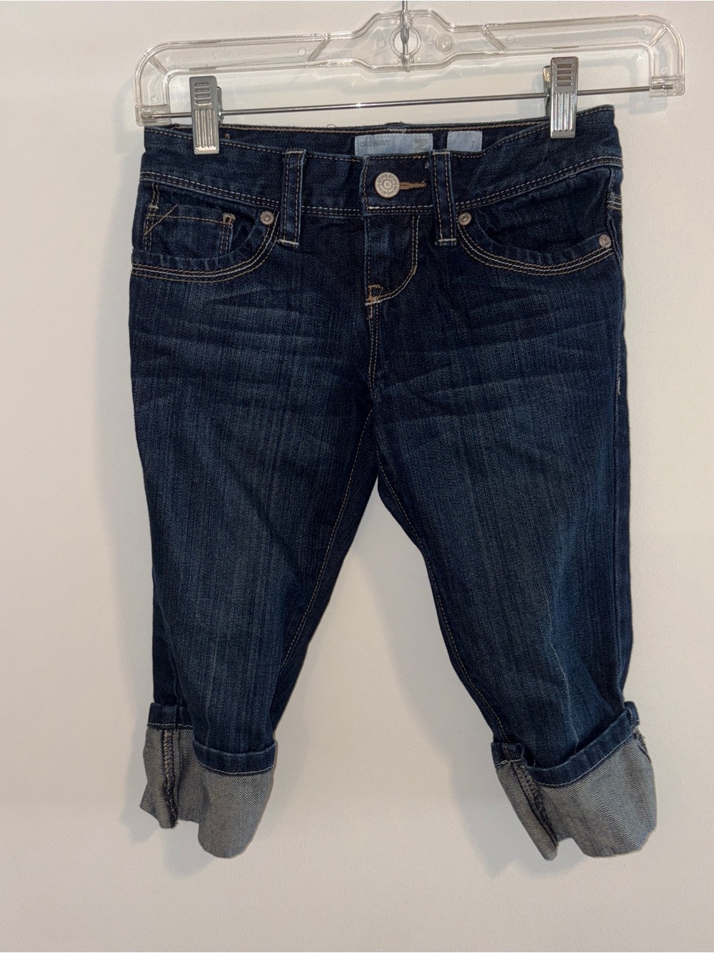 Girl’s Old Navy Dark Blue Capri Jeans Size: 7